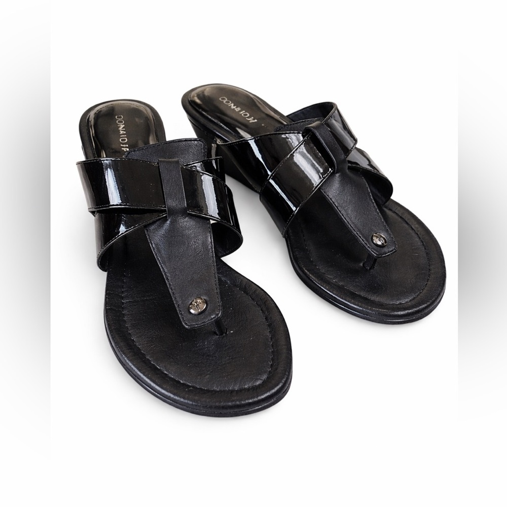 Donald J Pliner Dito Leather Toe Post Wedge Sandals 7.5